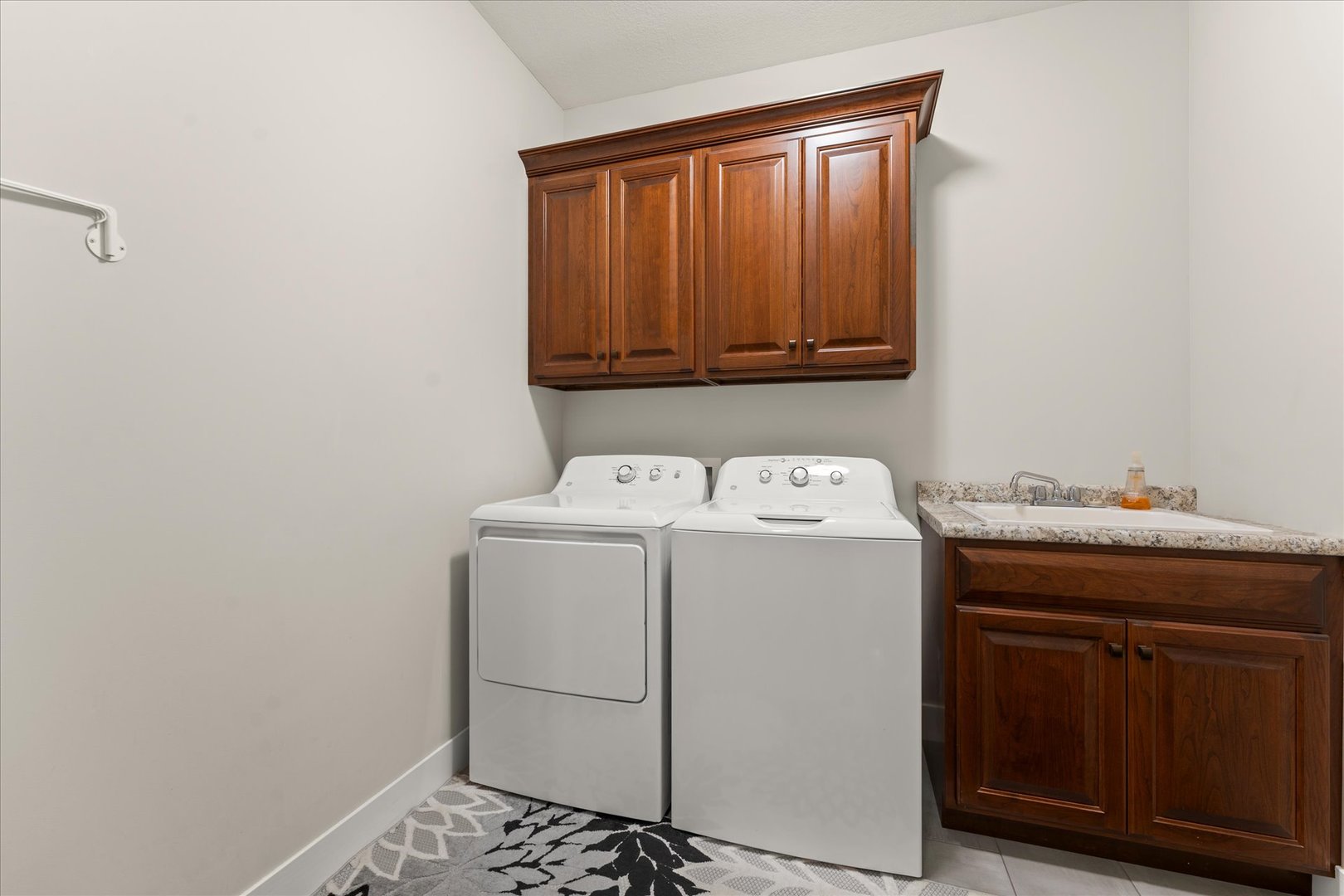 1207 Morningside Lane Mahomet, IL 61853 - Photo 22 of 55