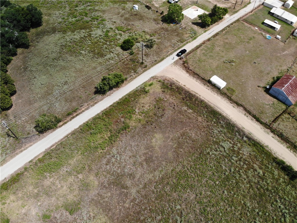 367 County Road 367 Caldwell, TX 77836 - Photo 20 of 31 a view of a yard with a forest