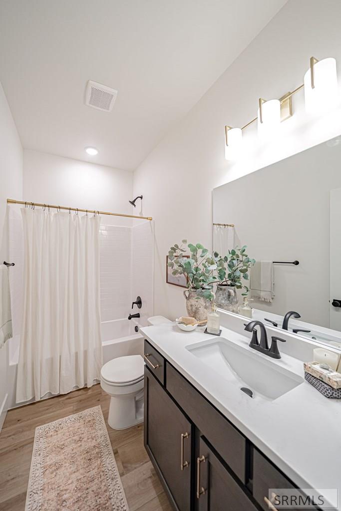 3891 Goldfinch Way Ammon, ID 83406 - Photo 24 of 32