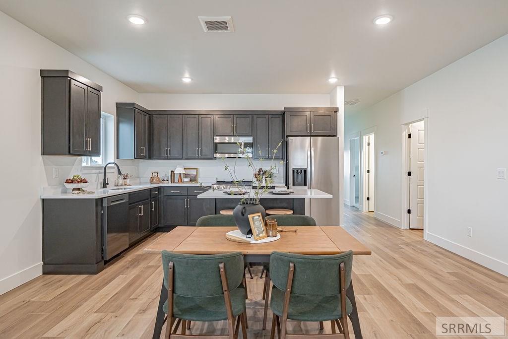 3891 Goldfinch Way Ammon, ID 83406 - Photo 5 of 32