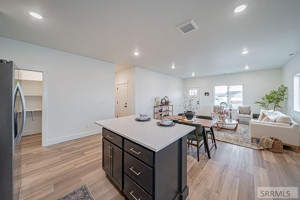 3891 Goldfinch Way Ammon, ID 83406 - Photo 8 of 32