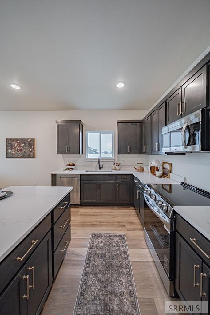 3891 Goldfinch Way Ammon, ID 83406 - Photo 10 of 32