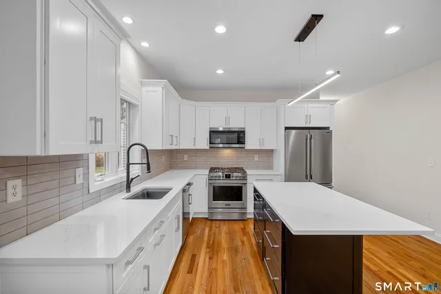 $950,000 | 101 Leighton Trail, Guilford, CT 06437