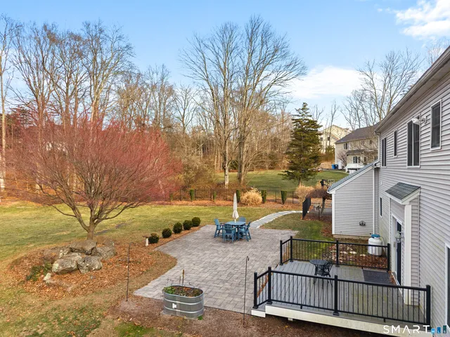 $950,000 | 101 Leighton Trail, Guilford, CT 06437