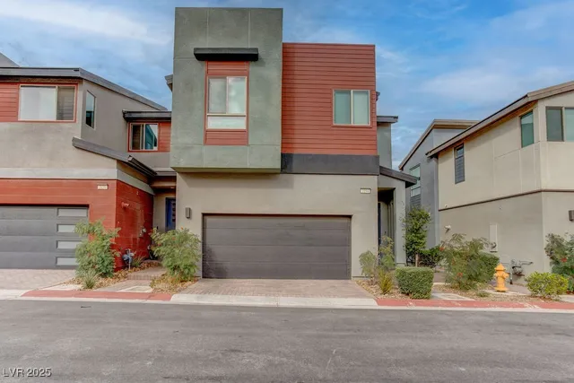 $470,000 | 3194 Lumassina Avenue, Henderson, NV 89044