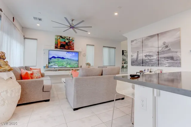 $470,000 | 3194 Lumassina Avenue, Henderson, NV 89044