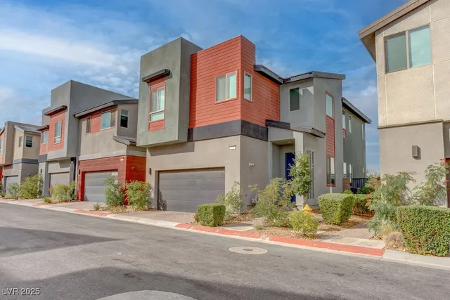 $470,000 | 3194 Lumassina Avenue, Henderson, NV 89044