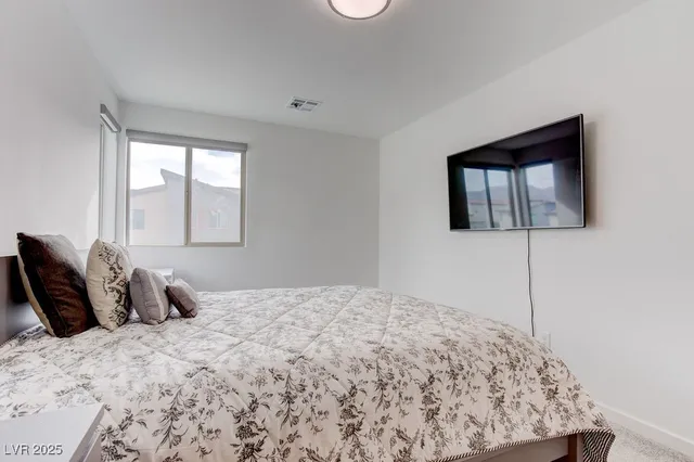 $470,000 | 3194 Lumassina Avenue, Henderson, NV 89044