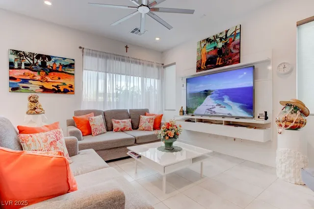 $470,000 | 3194 Lumassina Avenue, Henderson, NV 89044