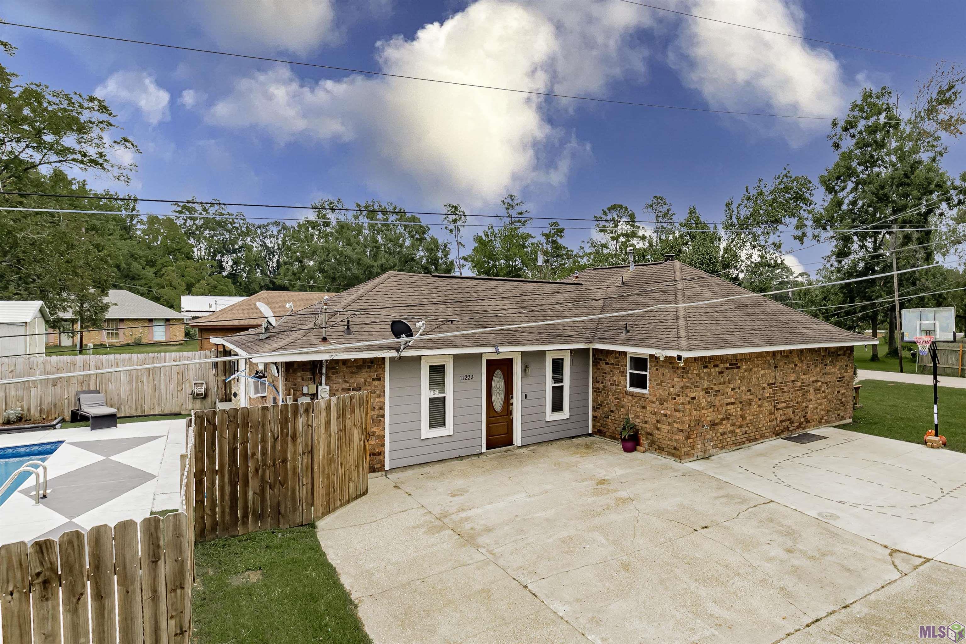 11222 Sheets Road Gonzales, LA 70737 - Photo 3 of 22 Gallery Image 3