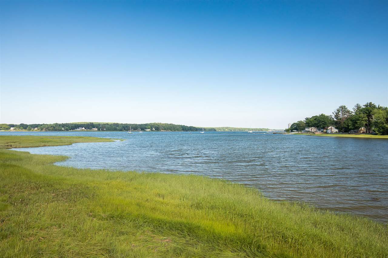 350 Dover Point Road Dover, NH 03820 - Photo 4 of 40
