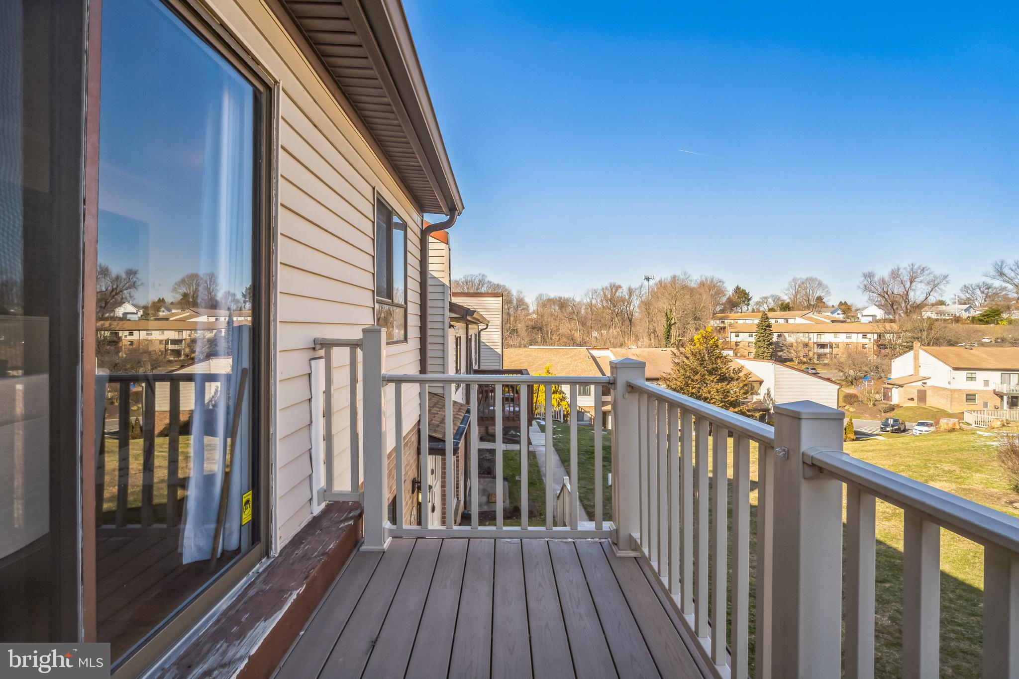 280 Bridgewater Road, Unit J10 Brookhaven, PA 19015 - Photo 15 of 16 New Deck