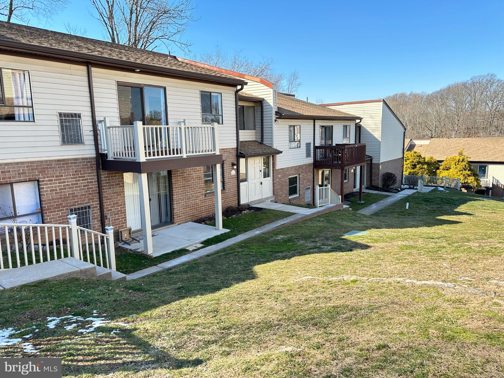 280 Bridgewater Road, Unit J10 Brookhaven, PA 19015 - Photo 16 of 16 Exterior Front