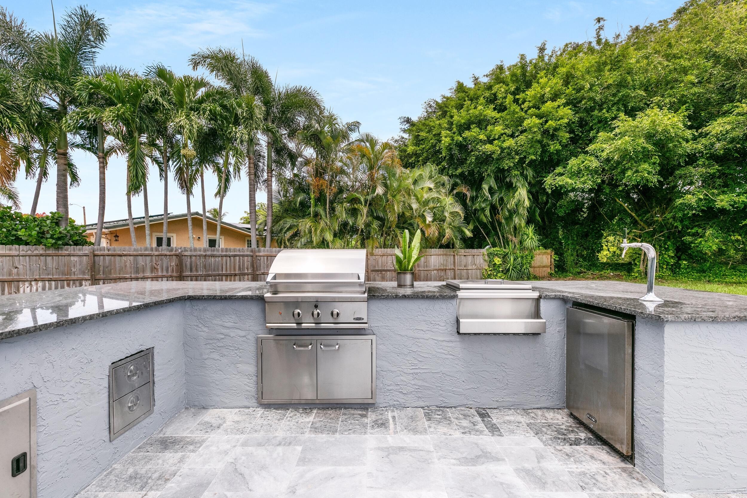 1721 Southwest 10th Street Boca Raton, FL 33486 - Photo 24 of 32 BBQ Area 2