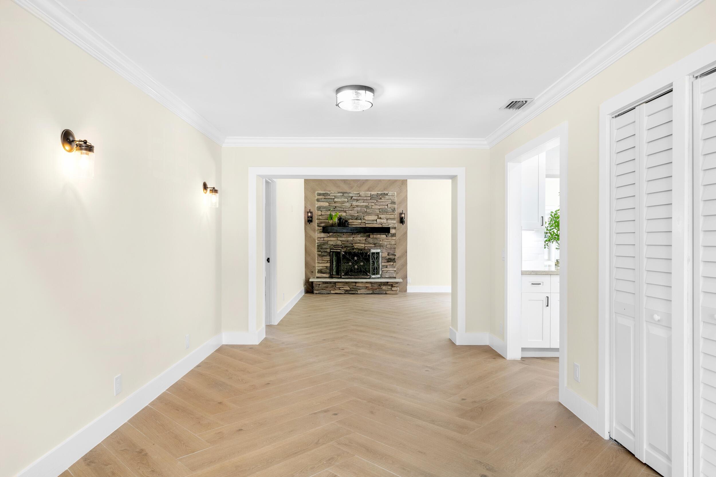 1721 Southwest 10th Street Boca Raton, FL 33486 - Photo 7 of 32 Dining 1