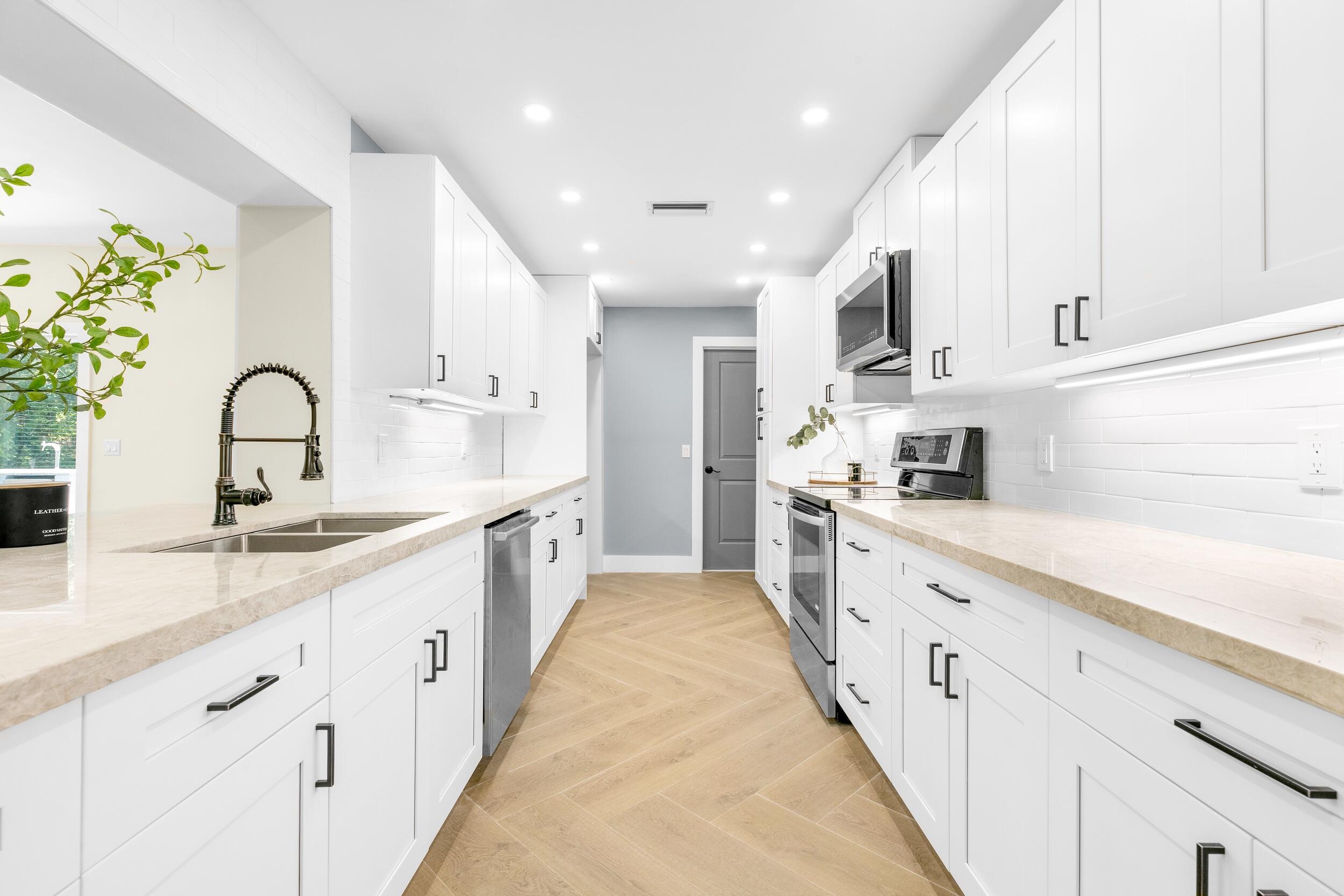 1721 Southwest 10th Street Boca Raton, FL 33486 - Photo 9 of 32 Kitchen 2