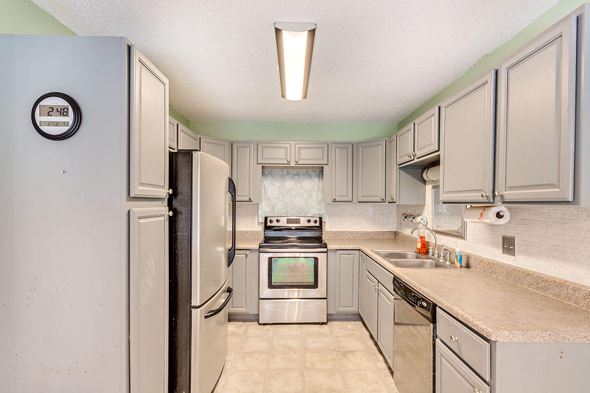 231 Trinity Place Ladson, SC 29456 - Photo 10 of 22 GPS VISUALS RE PHOTOGRAPHY 10