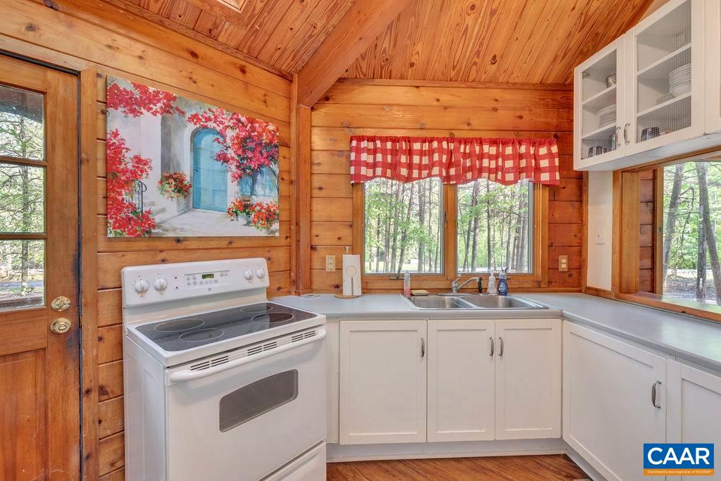 2 Vine Ridge Drive Palmyra, VA 22963 - Photo 9 of 26 Gallery Image 9