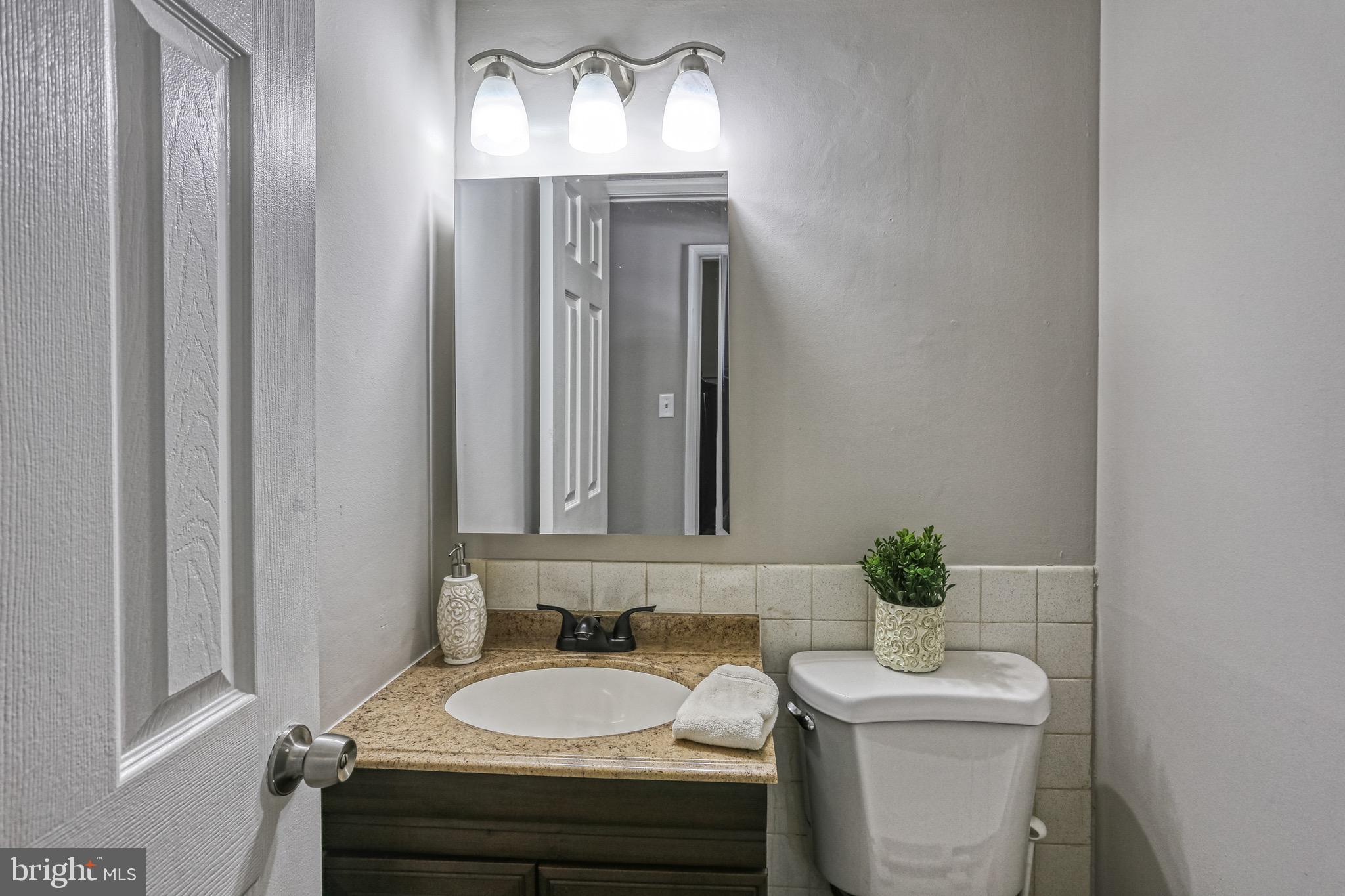 3322 Hewitt Avenue, Unit 72B Silver Spring, MD 20906 - Photo 16 of 29 Owner's Ensuite Half Bathroom.