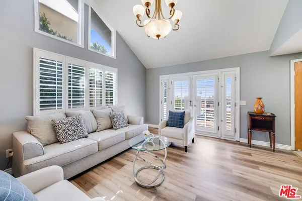 $5,000 | 3860 Cazador Street, Los Angeles, CA 90065