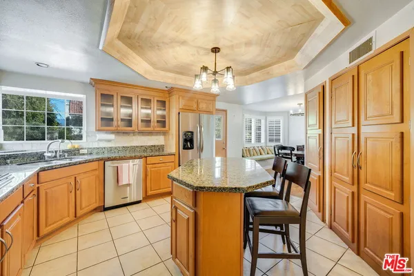 $5,000 | 3860 Cazador Street, Los Angeles, CA 90065