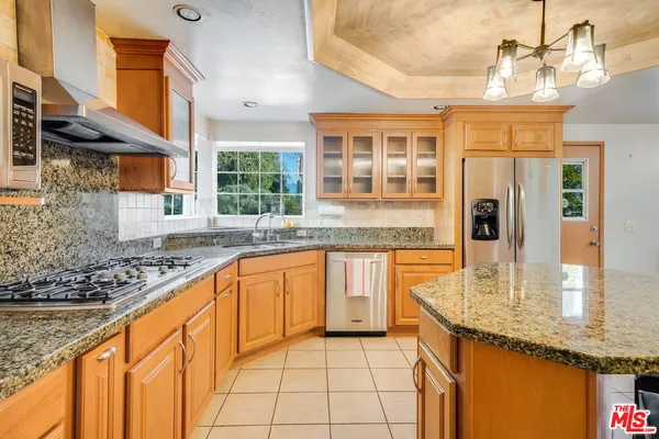 $5,000 | 3860 Cazador Street, Los Angeles, CA 90065