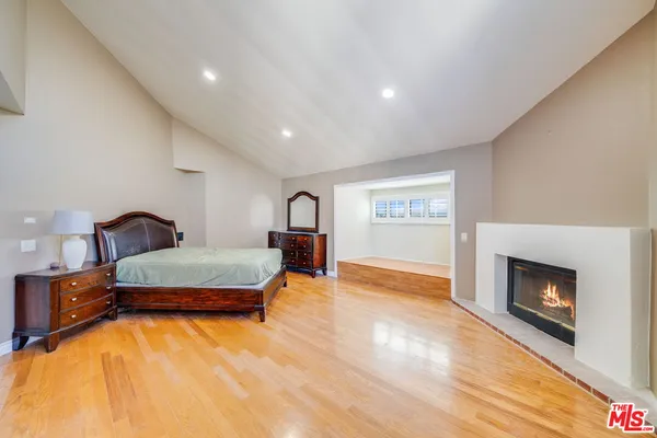 $5,000 | 3860 Cazador Street, Los Angeles, CA 90065