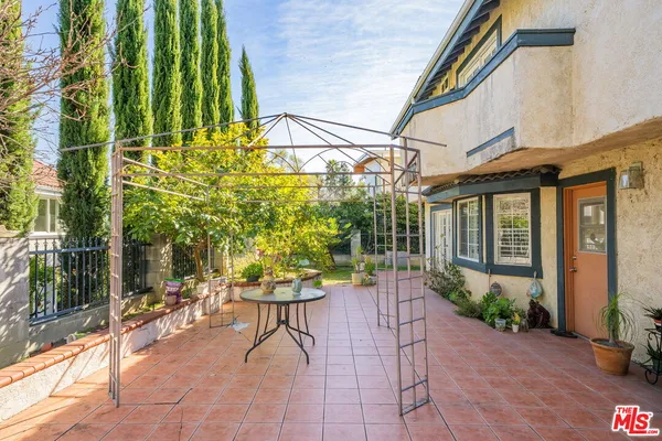 $5,000 | 3860 Cazador Street, Los Angeles, CA 90065