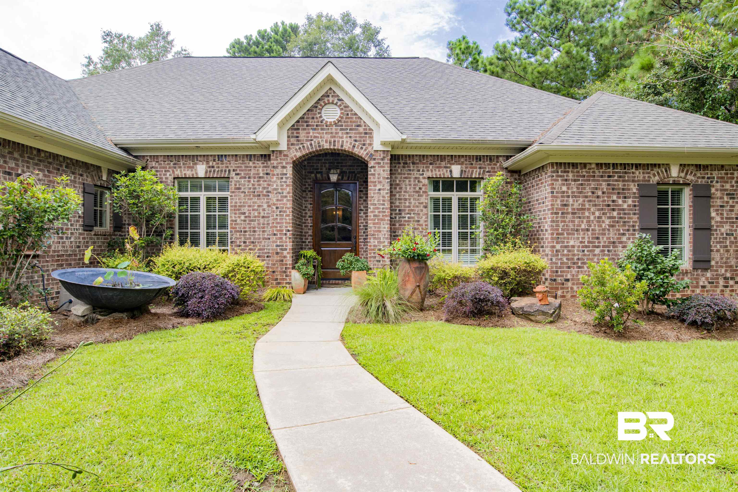 316 Cumberland Road Fairhope, AL 36532 - Photo 2 of 37