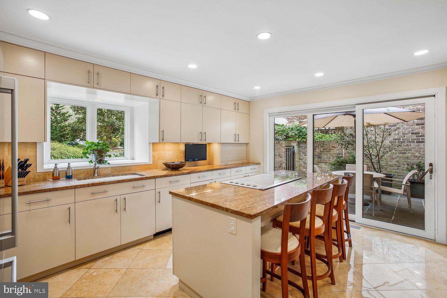700 Belgrove Road McLean, VA 22101 - Photo 13 of 86 Kitchen