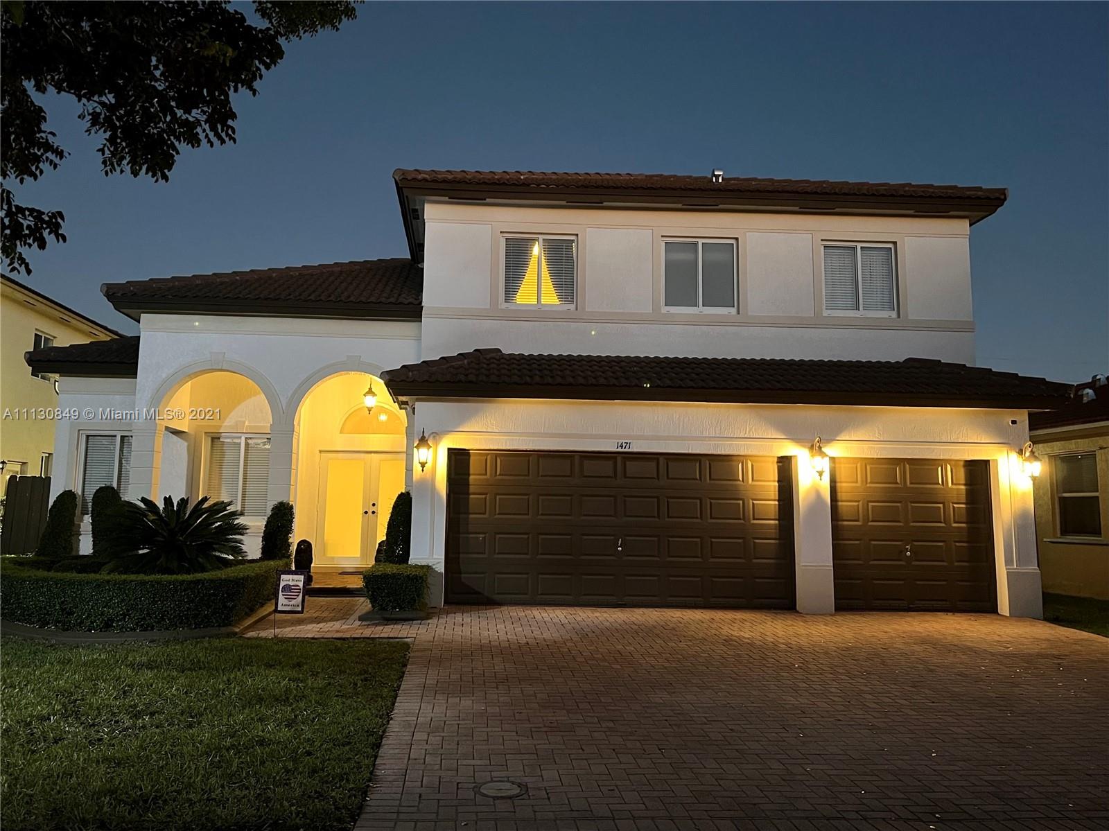 1471 Northeast 40th Road Homestead, FL 33033 - Photo 1 of 39 Gallery Image 1