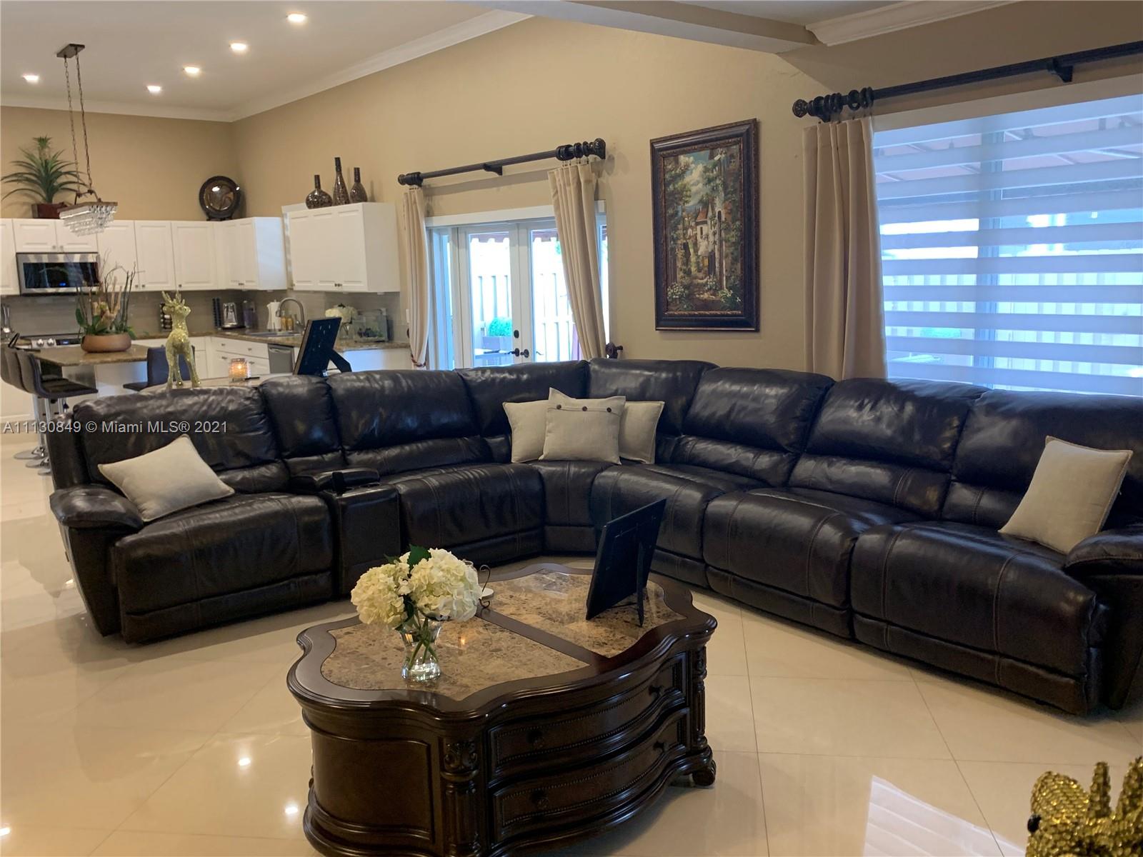 1471 Northeast 40th Road Homestead, FL 33033 - Photo 13 of 39 Gallery Image 13
