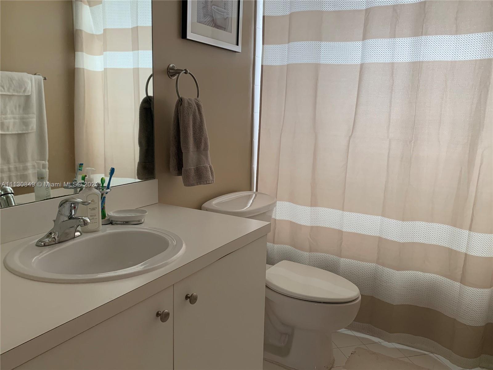 1471 Northeast 40th Road Homestead, FL 33033 - Photo 27 of 39 Gallery Image 27