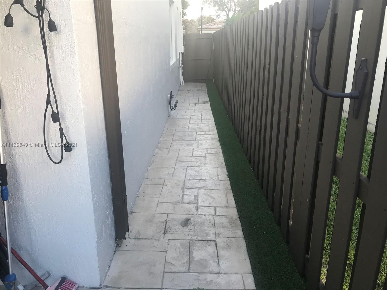 1471 Northeast 40th Road Homestead, FL 33033 - Photo 39 of 39 Gallery Image 39