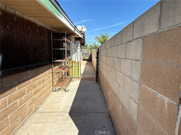 $549,000 | 18284 9th Street, Bloomington, CA 92316