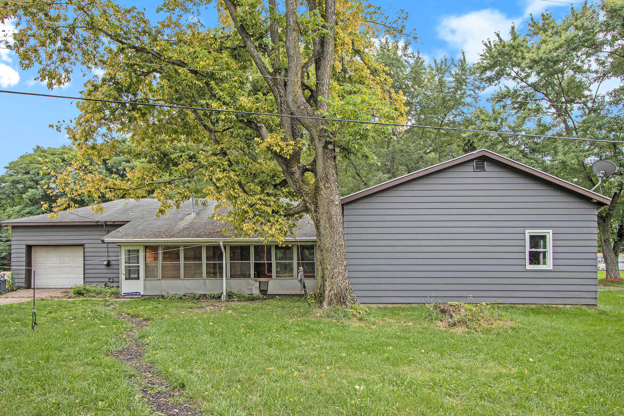 20576 Highway 60 Three Rivers, MI 49093 - Photo 3 of 21 20576M60_32-