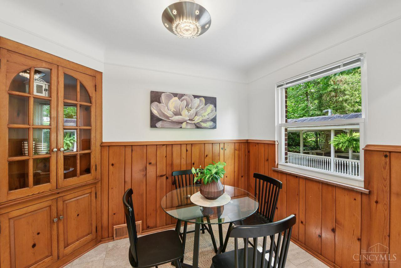 7121 Paddison Road Cincinnati, OH 45230 - Photo 12 of 62