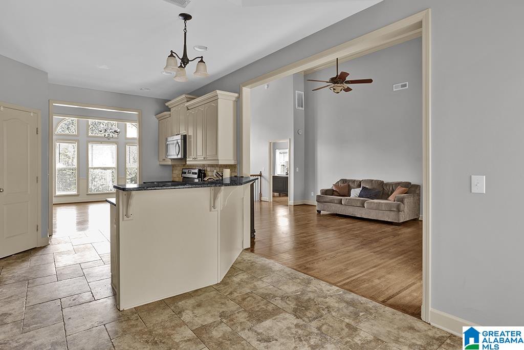 101 Shire Circle Alabaster, AL 35007 - Photo 17 of 44