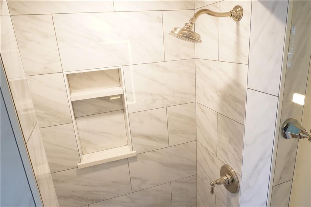 2544 Peachtree Road Northwest, Unit 6 Atlanta, GA 30305 - Photo 9 of 16