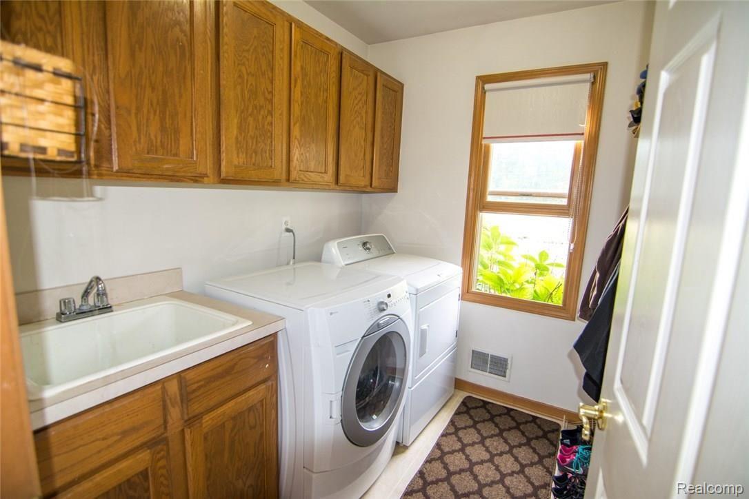 59850 Kunstman Road Ray, MI 48096 - Photo 37 of 37 37 laundry.jpg