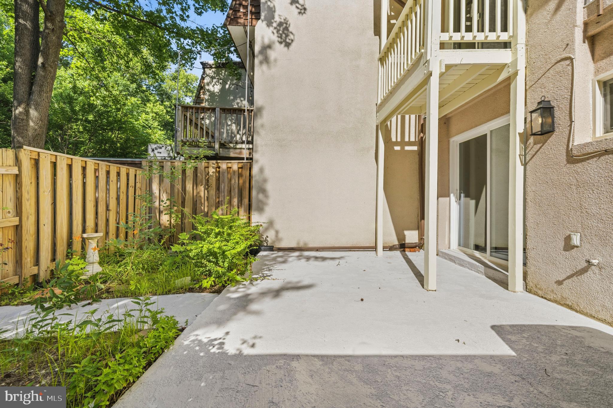 1604 Valencia Way Reston, VA 20190 - Photo 39 of 50