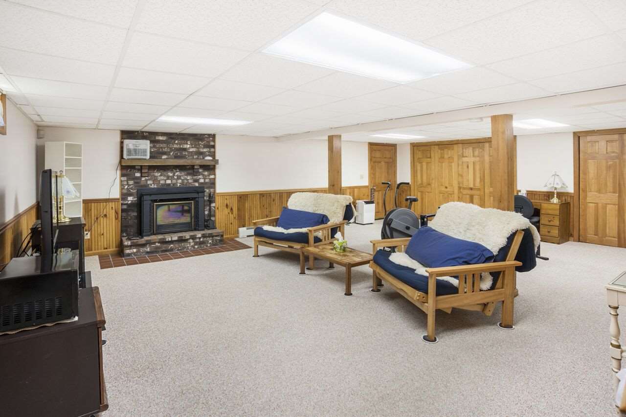 133 Robinson Road Hudson, NH 03051 - Photo 22 of 33 Gallery Image 22