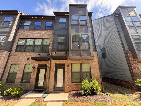$2,625 | 3047 Terroir Lane, Charlotte, NC 28217