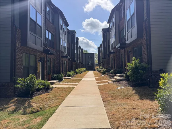 $2,625 | 3047 Terroir Lane, Charlotte, NC 28217