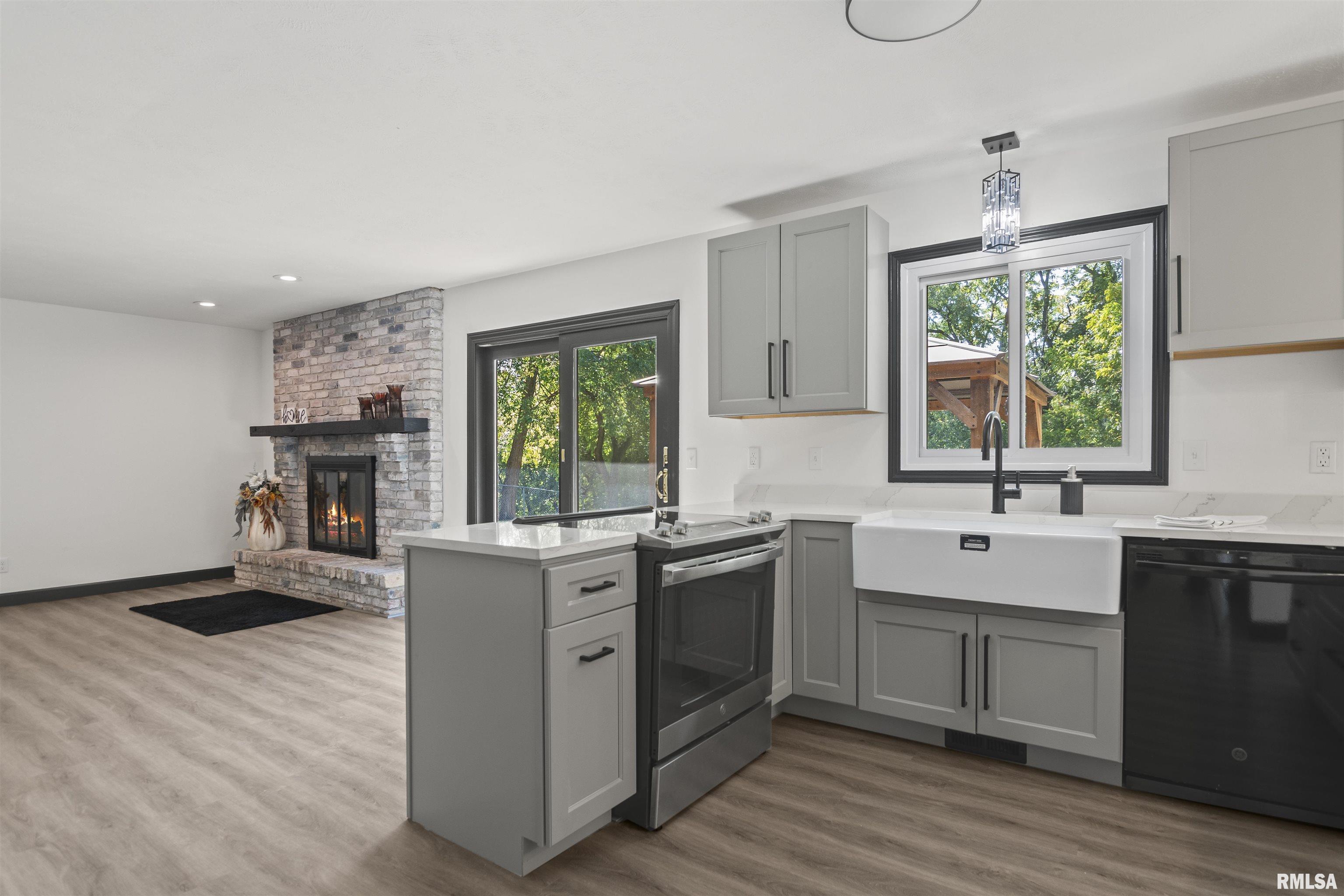 2 Beacon Ridge Drive Springfield, IL 62711 - Photo 15 of 56