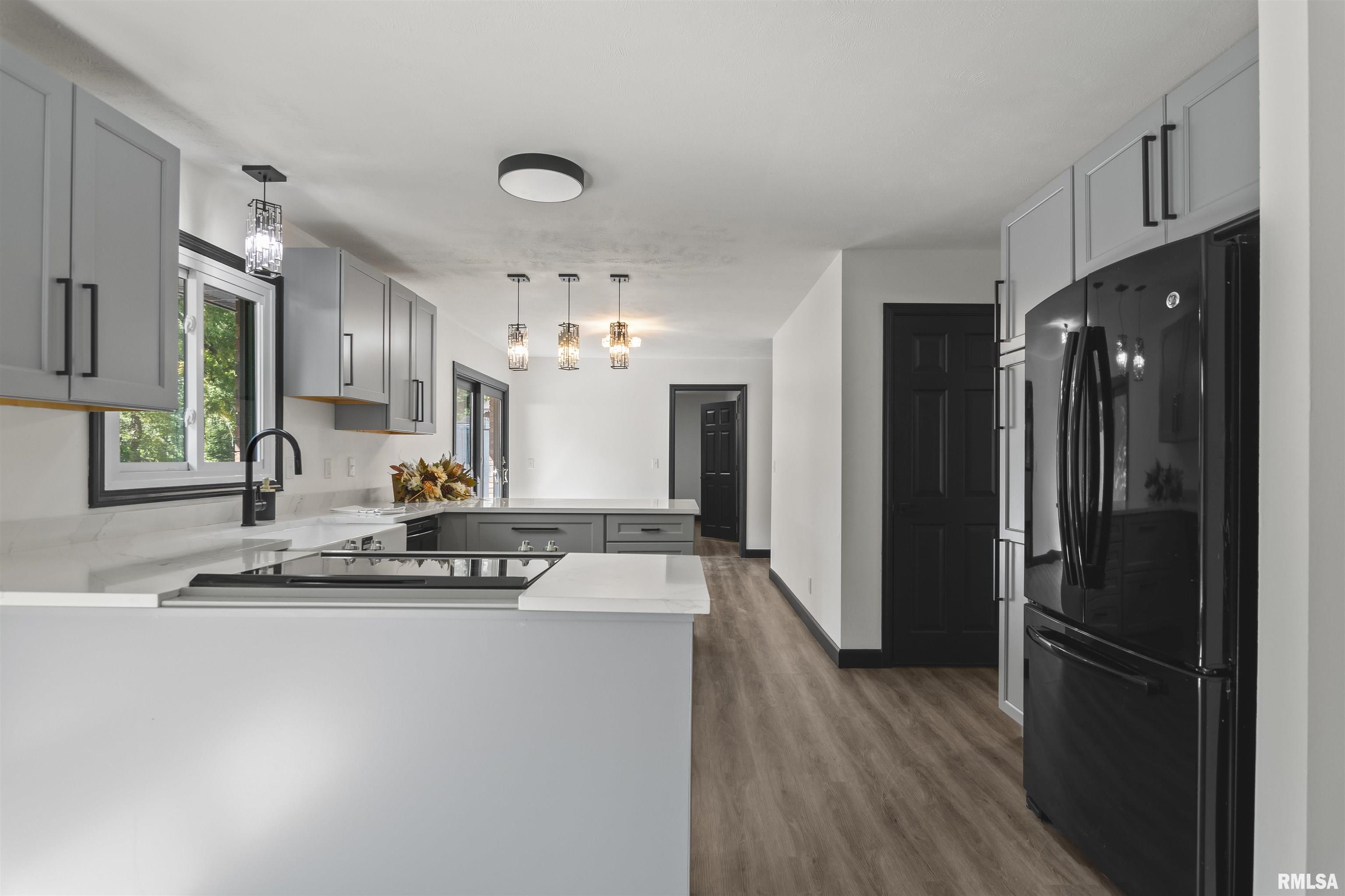 2 Beacon Ridge Drive Springfield, IL 62711 - Photo 21 of 56