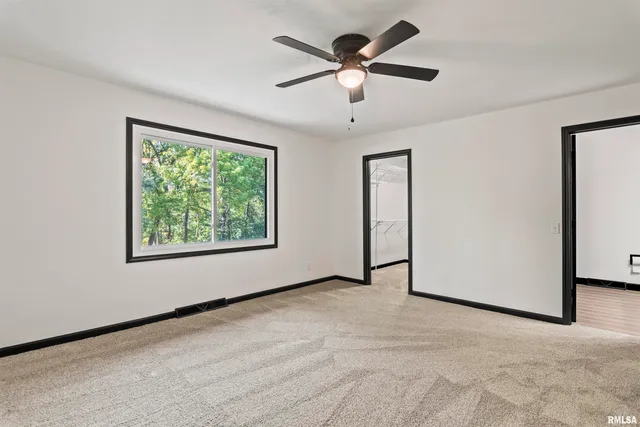 $395,000 | 2 Beacon Ridge Drive, Springfield, IL 62711