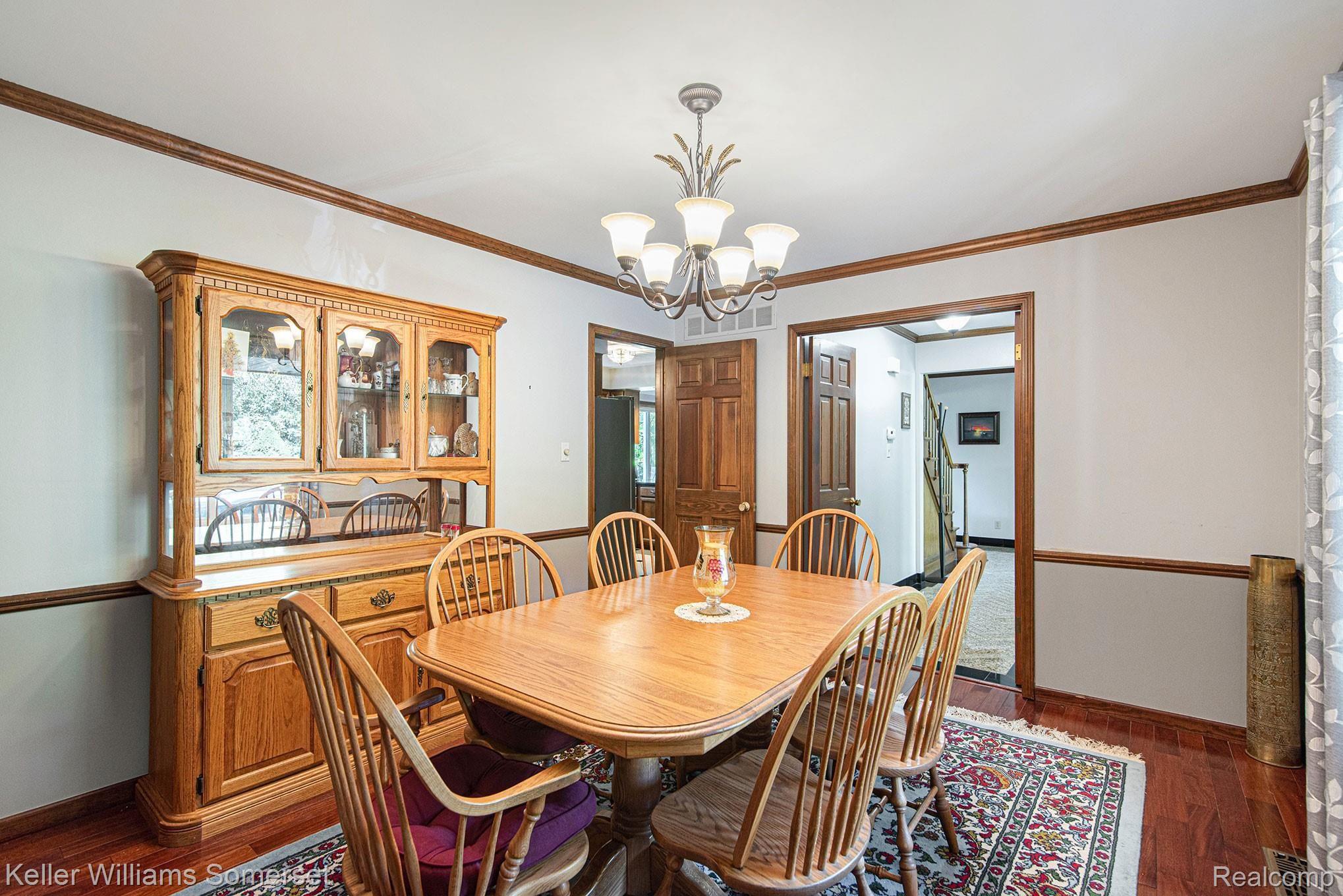 2931 West Avon Road Rochester, MI 48309 - Photo 6 of 49 6.jpg