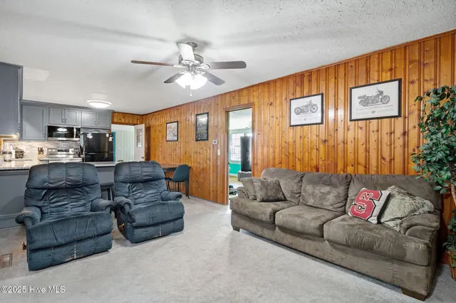 $349,900 | 112 Mc Millan Street, Teachey, NC 28464