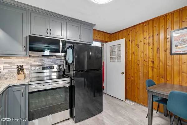 $349,900 | 112 Mc Millan Street, Teachey, NC 28464